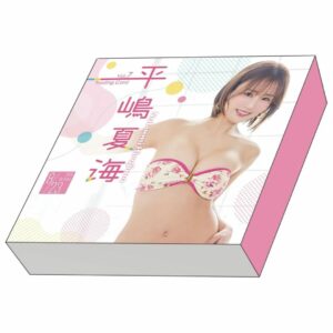 Natsumi Hirashima Trading Card Vol.7 – Koleksi Eksklusif dengan Bonus Cheki