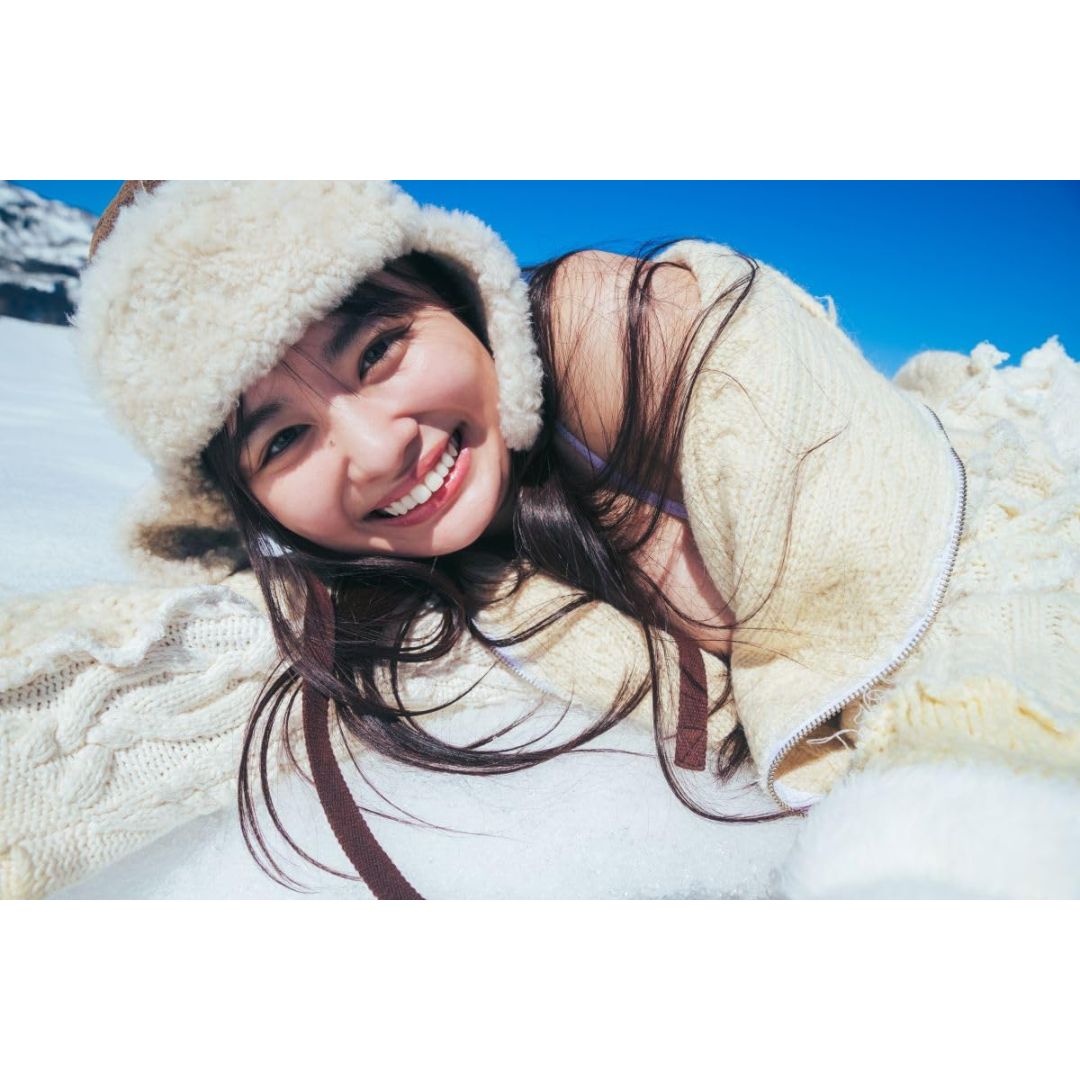 Kokoro Toyoshima 2nd Photobook 160 Halaman Shueisha Edisi Jepang Resmi 2026